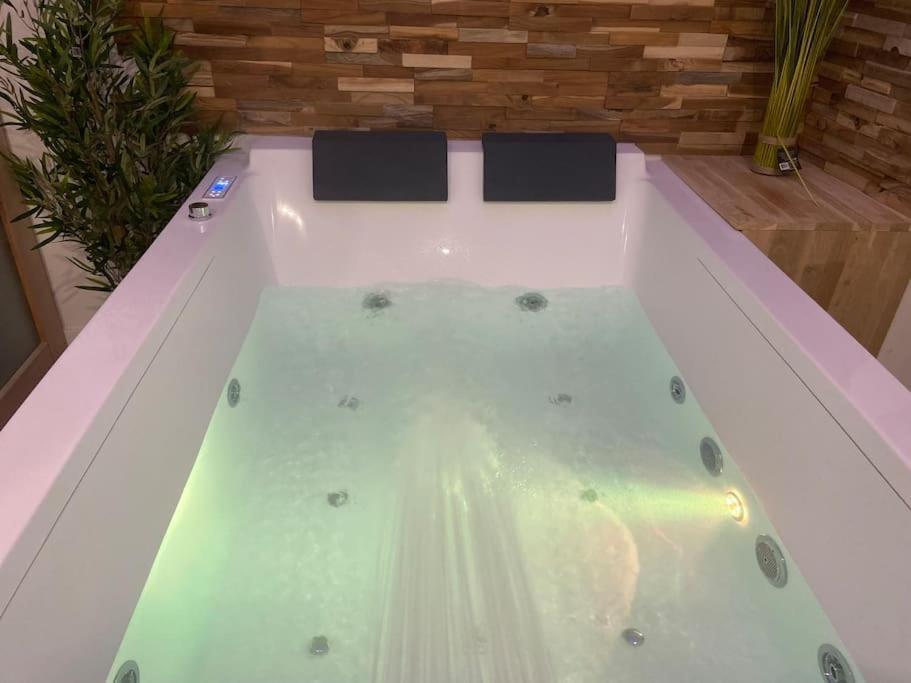 Lover Dose Spa Vierzon Exterior photo